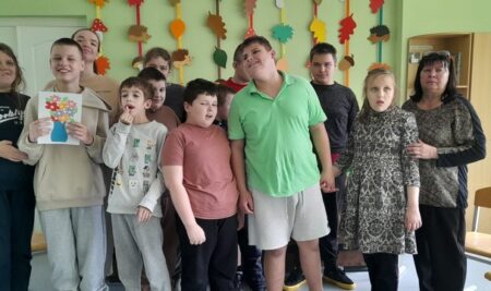 Игровая программа «Какое чудесное слово – мама»